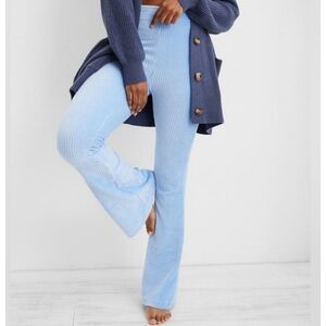 Aerie/AE Free People Movement Live Show!